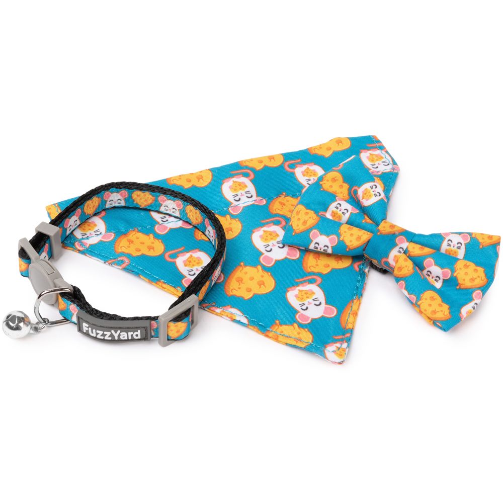 "FuzzYard Cat Collar, Bandana & Bowtie Fashion Pack (Cheesy Hearts)"